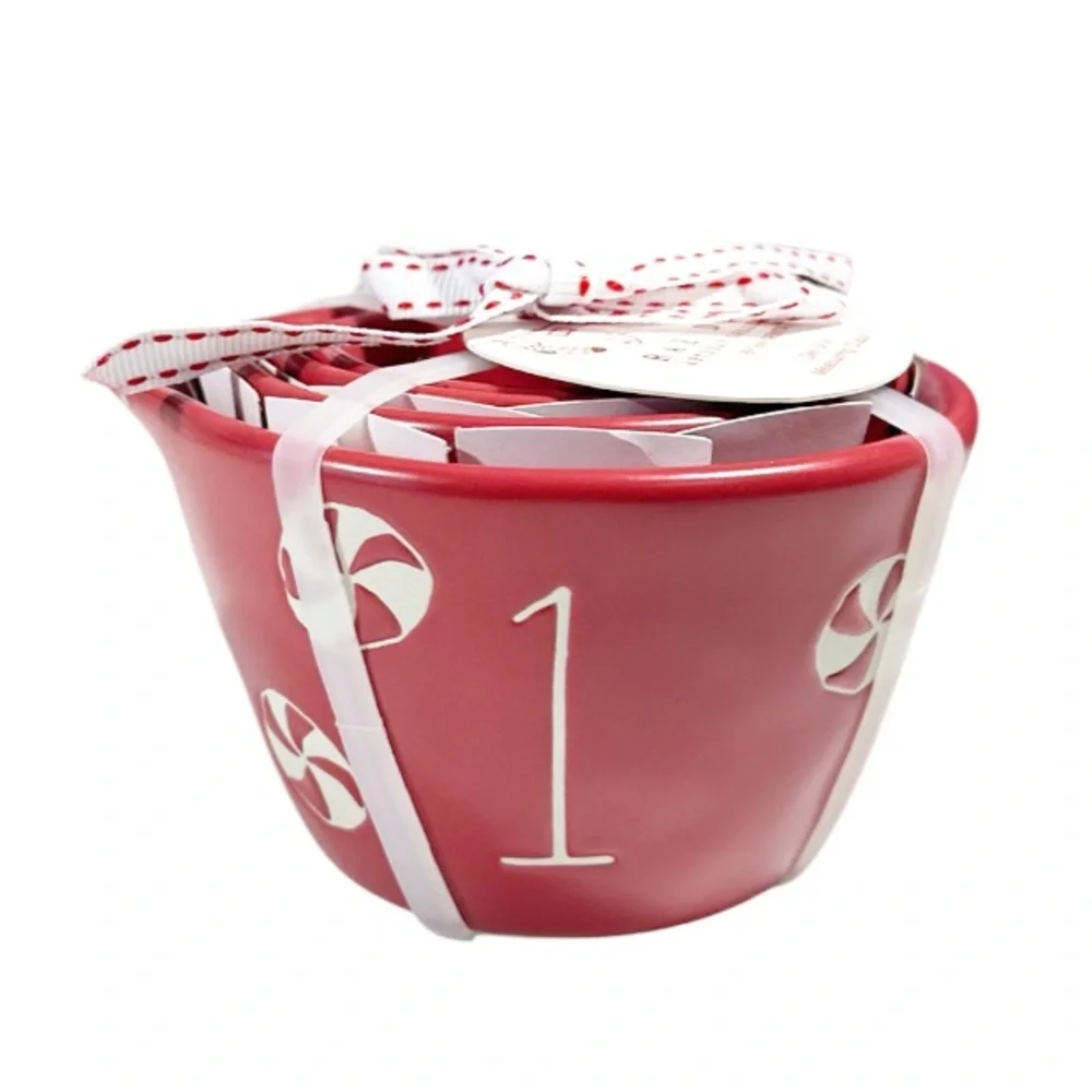 NEW Rae Dunn PEPPERMINT SWIRL CHRISTMAS Measuring Cup Set/4